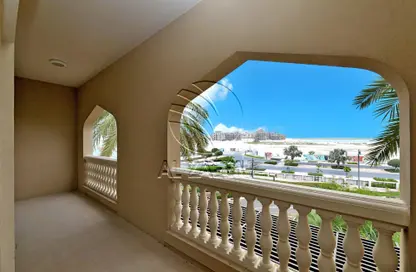 Apartment - 3 Bedrooms - 4 Bathrooms for rent in Saadiyat Beach Residences - Saadiyat Beach - Saadiyat Island - Abu Dhabi