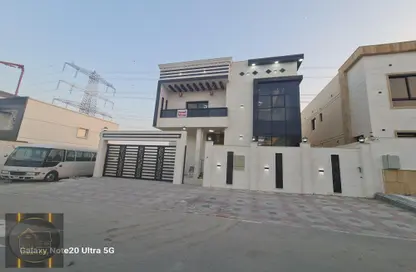 Villa - 5 Bedrooms - 7 Bathrooms for sale in Al Yasmeen 1 - Al Yasmeen - Ajman