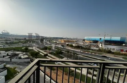 Apartment - 3 Bedrooms - 4 Bathrooms for rent in Waters Edge - Yas Island - Abu Dhabi