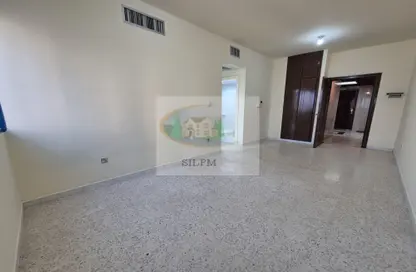 Apartment - 1 Bathroom for rent in Airport Road - Abu Dhabi