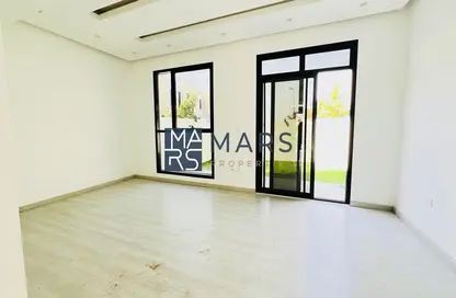 Townhouse - 2 Bedrooms - 4 Bathrooms for rent in Nasma Residence - Al Tai - Sharjah