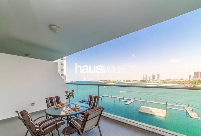 Apartment - 1 Bedroom - 2 Bathrooms for rent in Azure Residences - Palm Jumeirah - Dubai