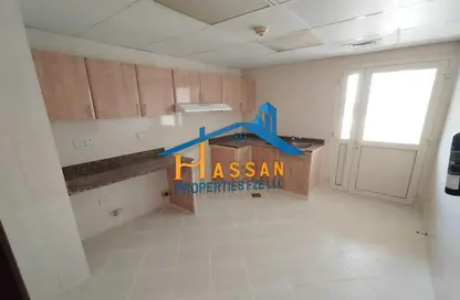 Apartment - 2 Bedrooms - 3 Bathrooms for rent in Al Majaz Pearl - Al Majaz 2 - Al Majaz - Sharjah