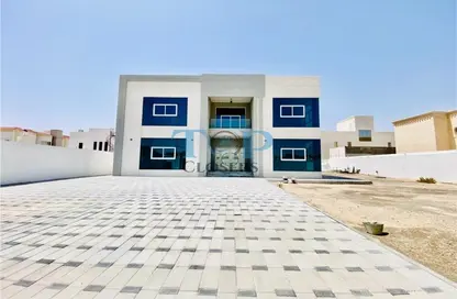 Villa - 4 Bedrooms - 7 Bathrooms for rent in Shi'bat Al Wutah - Al Ain