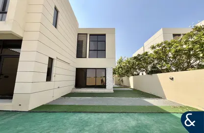 Villa - 4 Bedrooms - 5 Bathrooms for sale in Queens Meadow - DAMAC Hills - Dubai