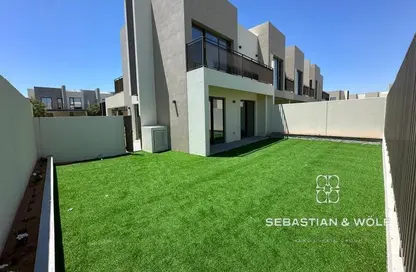 Villa - 4 Bedrooms - 3 Bathrooms for sale in Parkside 3 - EMAAR South - Dubai South (Dubai World Central) - Dubai