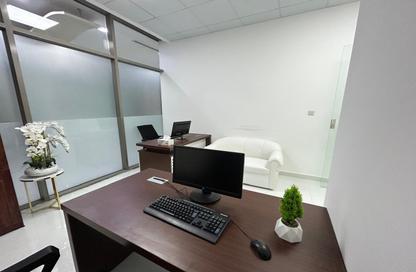 Business Centre - Studio - 1 Bathroom for rent in Red Avenue - Al Garhoud - Dubai