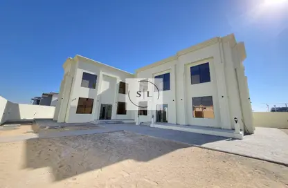 Villa - 5 Bedrooms - 7 Bathrooms for rent in Nad Al Sheba 1 - Nad Al Sheba - Dubai