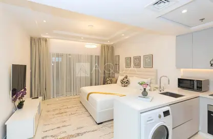 Apartment - Studio - 1 Bathroom for rent in Burj Al Nujoom - Downtown Dubai - Dubai