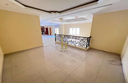 Villa - 5 Bedrooms - 5 Bathrooms for rent in Umm Suqeim 1 Villas - Umm Suqeim 1 - Umm Suqeim - Dubai