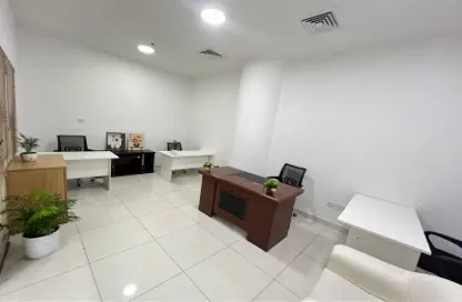 Office Space - Studio - 1 Bathroom for rent in Business Atrium Building - Oud Metha - Bur Dubai - Dubai