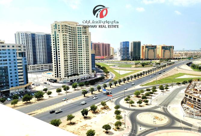 Apartment - 1 Bedroom - 2 Bathrooms for rent in Dubai Star Building - Al Nahda 1 - Al Nahda - Dubai