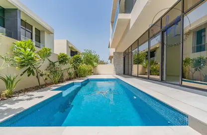 Villa - 5 Bedrooms - 6 Bathrooms for rent in Queens Meadow - DAMAC Hills - Dubai