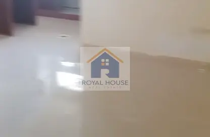 Apartment - 1 Bathroom for rent in Al Qulaya'ah - Al Sharq - Sharjah