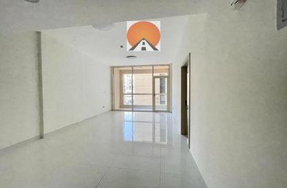 Apartment - 1 Bedroom - 2 Bathrooms for rent in SG Muwaileh Building - Muwaileh - Sharjah