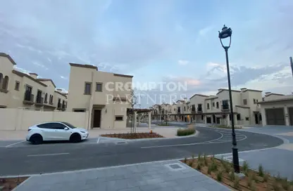 Townhouse - 3 Bedrooms - 4 Bathrooms for sale in Bloom Living - Zayed City (Khalifa City C) - Khalifa City - Abu Dhabi