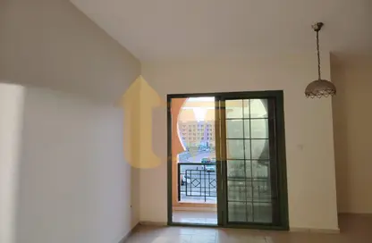 Apartment - 1 Bathroom for rent in International City - Dubai