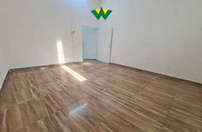 Apartment - 1 Bedroom - 1 Bathroom for rent in Baniyas East - Baniyas - Abu Dhabi