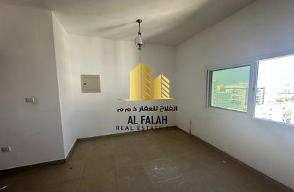 Apartment - 1 Bathroom for rent in Al Mahatta - Al Qasimia - Sharjah