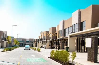 Townhouse - 2 Bedrooms - 3 Bathrooms for rent in Aldhay at Bloom Gardens - Bloom Gardens - Al Salam Street - Abu Dhabi