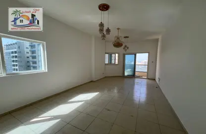 Apartment - 3 Bedrooms - 3 Bathrooms for rent in Al Wahda Building - Al Majaz 2 - Al Majaz - Sharjah