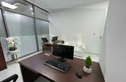 Business Centre - Studio - 1 Bathroom for rent in Red Avenue - Al Garhoud - Dubai