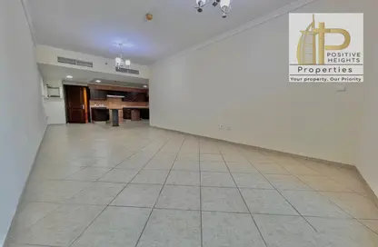 Apartment - 1 Bedroom - 1 Bathroom for rent in Zumurud Building - Al Barsha 1 - Al Barsha - Dubai