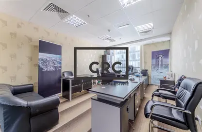 Full Floor - Studio for sale in The Regal Tower - Business Bay - Dubai