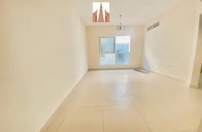 Apartment - 2 Bedrooms - 2 Bathrooms for rent in Muwaileh 3 Building - Muwaileh - Sharjah