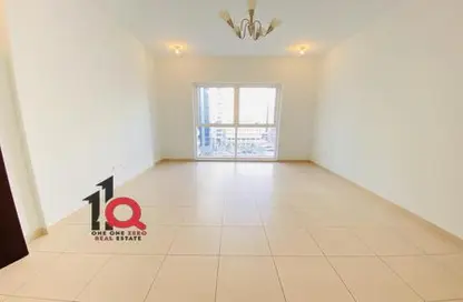 Apartment - 2 Bedrooms - 2 Bathrooms for rent in Al Neem Tower - Khalifa Street - Abu Dhabi