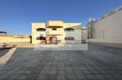 Terrace image for: Villa - 4 Bedrooms - 5 Bathrooms for rent in Al Faseel - Fujairah, Image 1