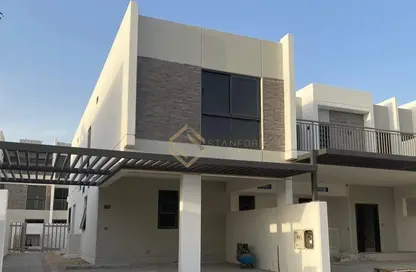 Apartment - 3 Bedrooms - 3 Bathrooms for rent in Zinnia - The Roots DAMAC Hills 2 - Damac Hills 2 - Dubai