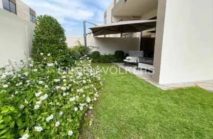 Villa - 4 Bedrooms - 5 Bathrooms for sale in The Fields - District 11 - Mohammed Bin Rashid City - Dubai