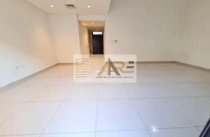 Villa - 3 Bedrooms - 4 Bathrooms for sale in Nasma Residence - Al Tai - Sharjah