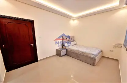 Apartment - 1 Bathroom for rent in Al Qubaisat - Al Mushrif - Abu Dhabi