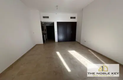 Apartment - 1 Bathroom for rent in Silicon Gates 1 - Silicon Gates - Dubai Silicon Oasis - Dubai