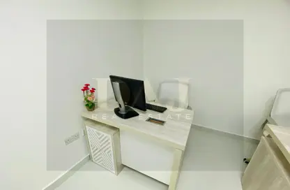 Business Centre - Studio - 1 Bathroom for rent in Port Saeed - Deira - Dubai