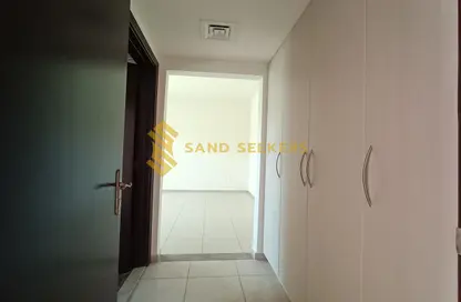 Villa - 3 Bedrooms - 4 Bathrooms for rent in Sas Al Nakheel - Abu Dhabi