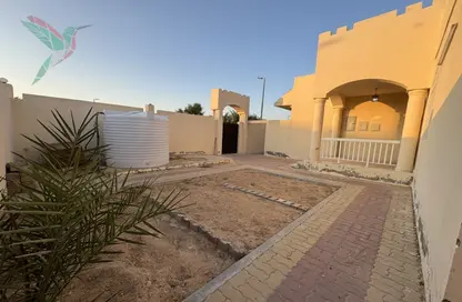 Villa - 5 Bedrooms - 5 Bathrooms for rent in Gafat Al Nayyar - Zakher - Al Ain