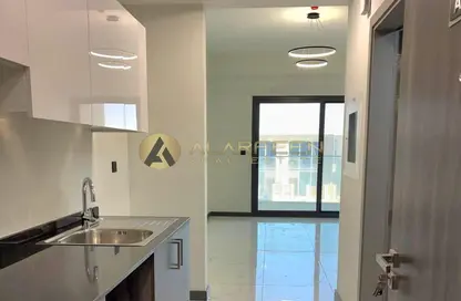 Apartment - 1 Bathroom for rent in Rukan Tower A - Rukan Tower - Dubai Land - Dubai