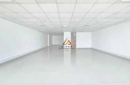 Office Space - Studio for rent in Capital Golden Tower - Business Bay - Dubai