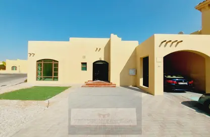 Villa - 3 Bedrooms - 5 Bathrooms for rent in Sas Al Nakheel - Abu Dhabi