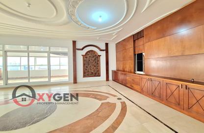 Penthouse - 3 Bedrooms - 5 Bathrooms for rent in The Crystal Tower - Al Khalidiya - Abu Dhabi