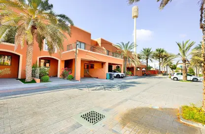 Villa - 4 Bedrooms - 5 Bathrooms for rent in Mangrove Village - Abu Dhabi Gate City - Abu Dhabi