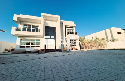 Villa - 7 Bedrooms for rent in Shakhbout City - Abu Dhabi