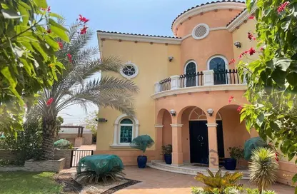 Villa - 5 Bedrooms - 6 Bathrooms for rent in Legacy - Jumeirah Park - Dubai