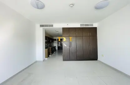 Apartment - Studio - 1 Bathroom for rent in Al Karama - Dubai