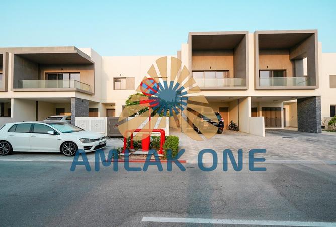 Townhouse - 3 Bedrooms - 5 Bathrooms for sale in Redwoods - Yas Acres - Yas Island - Abu Dhabi