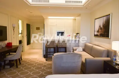 Apartment - 1 Bathroom for rent in Kempinski BLVD - Downtown Dubai - Dubai