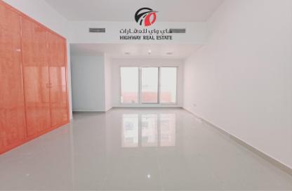 Apartment - 2 Bedrooms - 3 Bathrooms for rent in Smark 4 - Al Nahda 1 - Al Nahda - Dubai